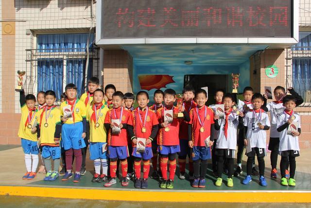 市场利好消息频现，日股大涨1600点